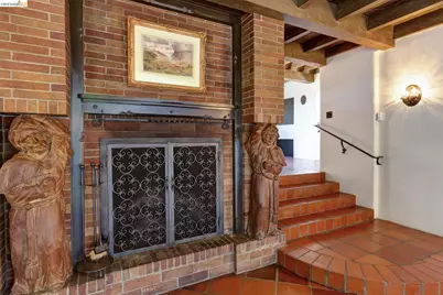 17 Roble Ct, Berkeley, CA 94705 - Photo 11
