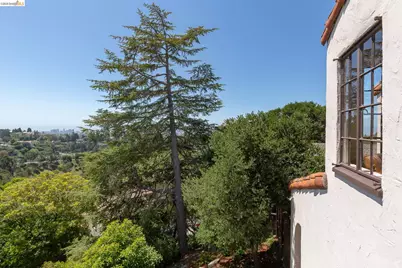 17 Roble Ct, Berkeley, CA 94705 - Photo 41