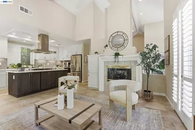 7961 Kemper Ct, Pleasanton, CA 94588 - Photo 5