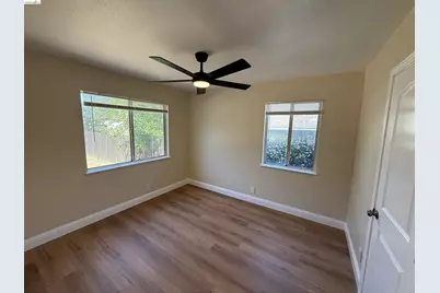 2353 Robindale Ave, Stockton, CA 95205 - Photo 21