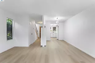 10401 Shaw St, Oakland, CA 94605 - Photo 13