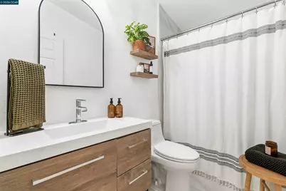 19175 Carlton Ave, Castro Valley, CA 94546 - Photo 21