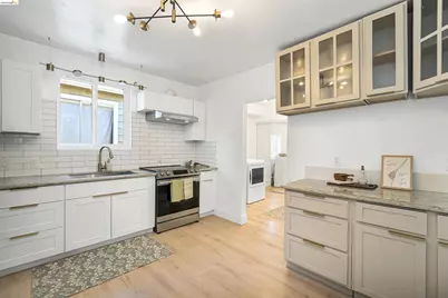 1816 39th Ave, Oakland, CA 94601 - Photo 15