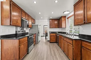 1649 Somerset Pl, Antioch, CA 94509 - Photo 11