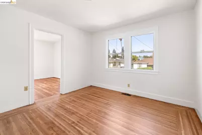 3986 Delmont Ave, Oakland, CA 94605 - Photo 23