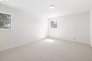 3986 Delmont Ave, Oakland, CA 94605 - Photo 17