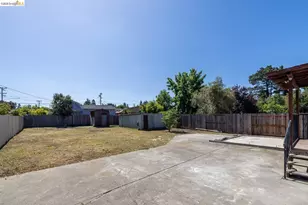 3986 Delmont Ave, Oakland, CA 94605 - Photo 29