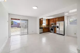 3986 Delmont Ave, Oakland, CA 94605 - Photo 11