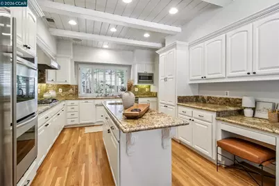 31 Tierra Verde Ct, Walnut Creek, CA 94598 - Photo 31