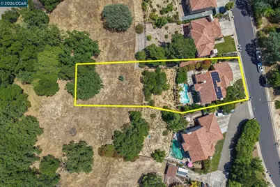 143 Mount Kennedy Dr, Martinez, CA 94553 - Photo 35