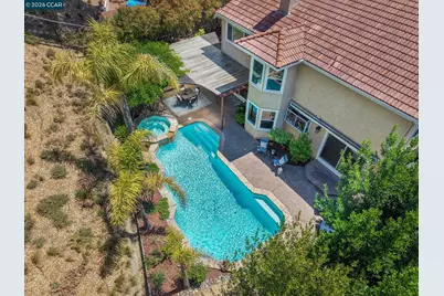 143 Mount Kennedy Dr, Martinez, CA 94553 - Photo 35