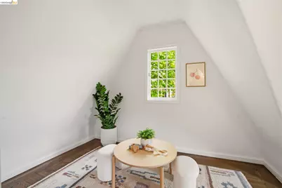 1087 Hubert Rd, Oakland, CA 94610 - Photo 31