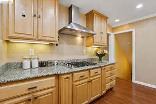85 Edgemont Way, Oakland, CA 94605 - Photo 13