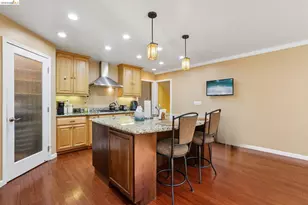 85 Edgemont Way, Oakland, CA 94605 - Photo 9