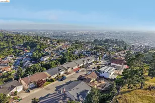 85 Edgemont Way, Oakland, CA 94605 - Photo 37