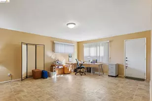 85 Edgemont Way, Oakland, CA 94605 - Photo 23
