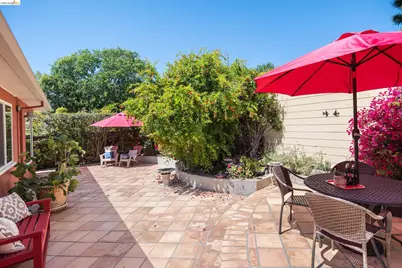 908 Prospect Ave, Oakland, CA 94610 - Photo 29