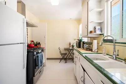 908 Prospect Ave, Oakland, CA 94610 - Photo 25