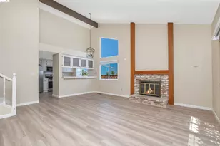 2411 Los Prados Way, Antioch, CA 94509 - Photo 9