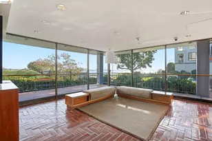 2 Admiral Dr, Emeryville, CA 94608 - Photo 5