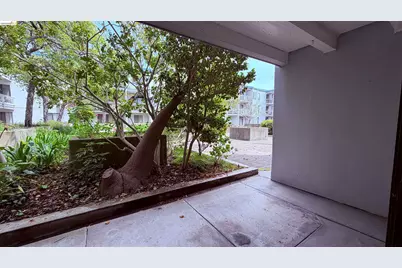 8 Admiral Dr. #A232, Emeryville, CA 94608 - Photo 21