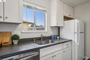 2297 Medallion Dr, Union City, CA 94587 - Photo 9