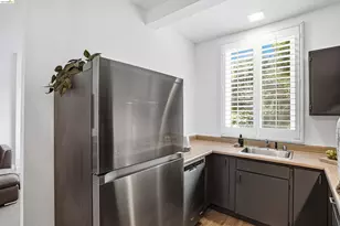 2237 Trafalgar, Oakland, CA 94611 - Photo 47
