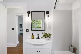 2237 Trafalgar Pl, Oakland, CA 94611 - Photo 27