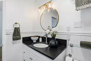 2237 Trafalgar Pl, Oakland, CA 94611 - Photo 23