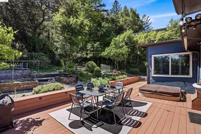 2237 Trafalgar Pl, Oakland, CA 94611 - Photo 35