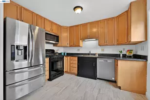 24657 Leona Dr, Hayward, CA 94542 - Photo 21