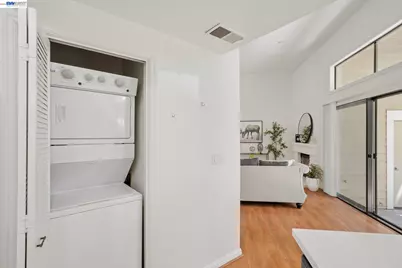 3474 Smoketree Commons Dr #D, Pleasanton, CA 94566 - Photo 7