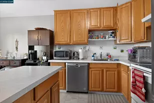 581 Price St, Daly City, CA 94014 - Photo 13