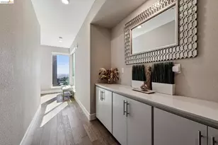 6739 Skyview Dr, Oakland, CA 94605 - Photo 9