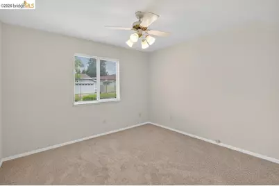 7590 Suncountry Ln, Sacramento, CA 95828 - Photo 21