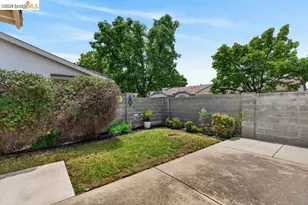 7590 Suncountry Ln, Sacramento, CA 95828 - Photo 39