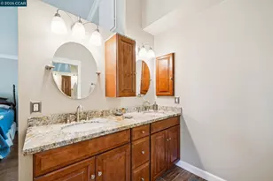 1014 Veterans Ct, Martinez, CA 94553 - Photo 17