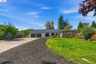 540 Hamilton Way, Pleasanton, CA 94566 - Photo 3