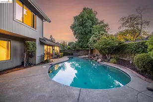 11321 Sutters Mill Cir, Gold River, CA 95670 - Photo 35