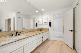 11321 Sutters Mill Cir, Gold River, CA 95670 - Photo 43