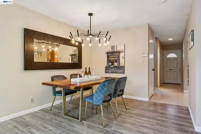 3447 Capella Ln, Alameda, CA 94502 - Photo 9