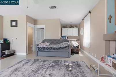 330 Bartlett Ct, Suisun City, CA 94585 - Photo 17