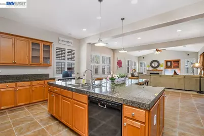 1660 Albani Pl, Brentwood, CA 94513 - Photo 13
