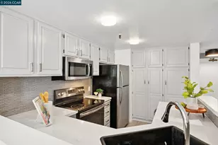655 Chetwood St, Oakland, CA 94610 - Photo 17