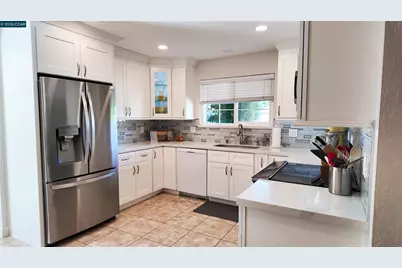 926 Sassel, Concord, CA 94518 - Photo 9