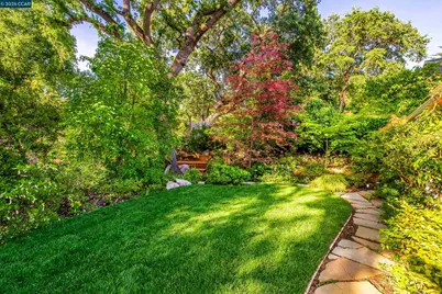 3926 Peardale Dr, Lafayette, CA 94549 - Photo 49