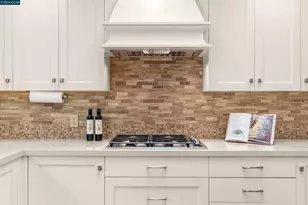 3926 Peardale Dr, Lafayette, CA 94549 - Photo 15