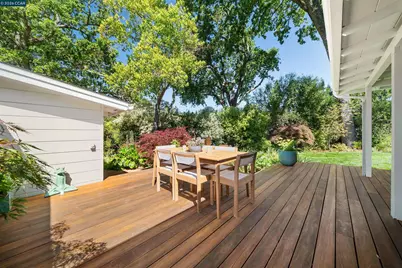 3926 Peardale Dr, Lafayette, CA 94549 - Photo 43