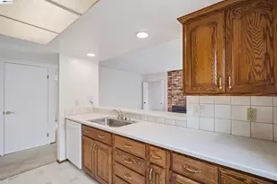 34656 Calcutta, Fremont, CA 94555 - Photo 17