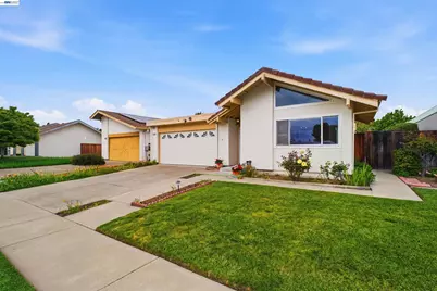34656 Calcutta, Fremont, CA 94555 - Photo 3